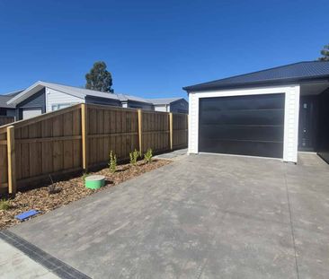 28 Debridge Street - Photo 3