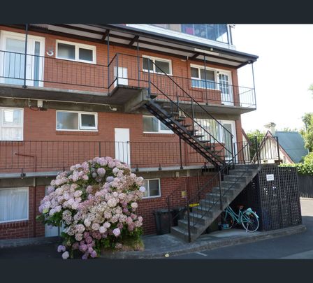 8/17 Newcastle Street, Battery Point, Tas 7004 - Photo 1