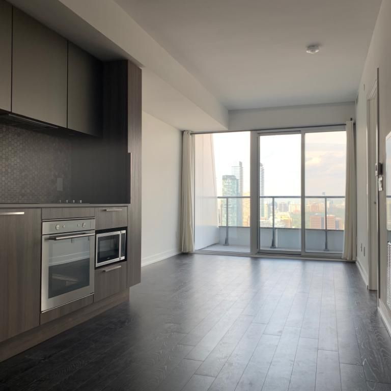 For Lease - 85 Wood Street Unit# 4209, Toronto, Ontario - Photo 1