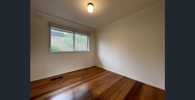 Fully Renovated Large Family Home in Dual School Catchment Areas! - Photo 1