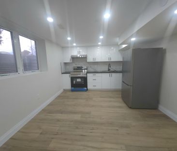 For Lease - 43 Patterson Avenue, Brantford, Ontario - Photo 6