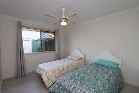 27 Moonbi St, 4655, Scarness Qld - Photo 3