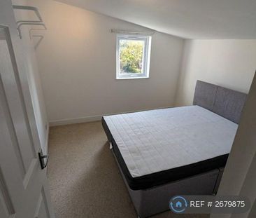 1 bedroom flat to rent - Photo 6