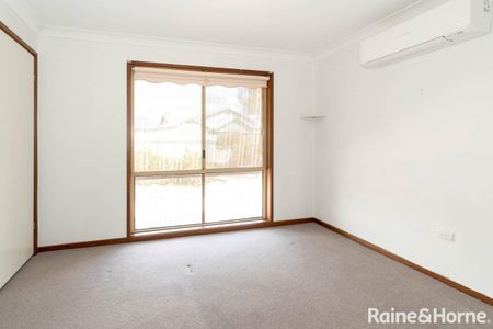 DELIGHTFUL TWO BEDROOM UNIT IN QUIET COMPLEX - Photo 4