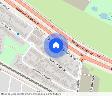 Spacious Family Haven - Comfort, Style & Fun Await! - Photo 1