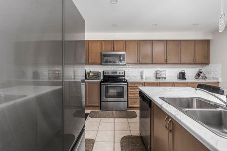 For Lease - 56 Donlamont Circle, Brampton, Ontario - Photo 2