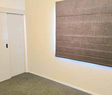 Lovely Home in Oxford Terrace - Photo 3