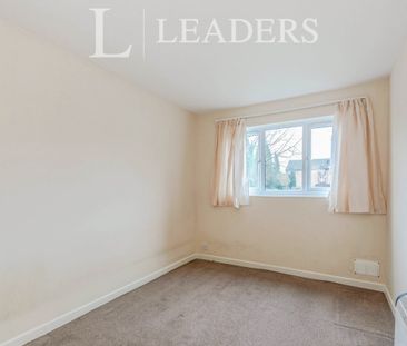 2 bedroom apartment to rent Manor Fields, Horsham, RH13 - Photo 3