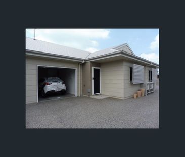 Quality Townhouse near Base Hospital - Photo 6