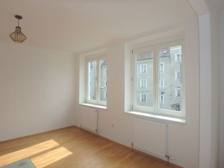 2- Zimmer Wohnung mit Lift in Krems- Zentrum - Photo 2
