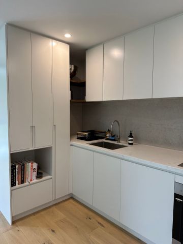 Bondi Beach - Photo 4