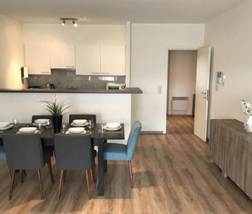 Dans un quartier calme et verdoyant, proche de Stockel, appartement... - Photo 3