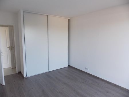Location Appartement 3 pièces 68m² TOURS 37100 - Photo 3