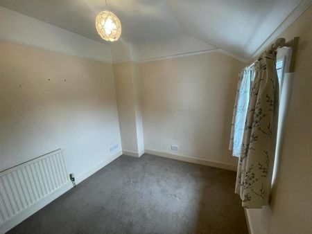 2 bedroom semi-detached house to rent - Photo 2