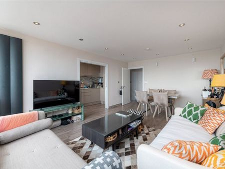 2 bed Apartment for Rent - Photo 4