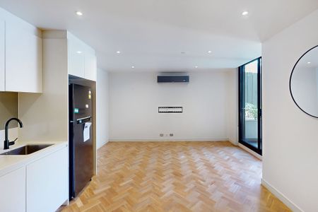 Level G, Unit 10/39 Riversdale rd Road, - Photo 5