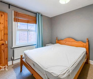 4 bedroom terraced house to rent - Photo 6