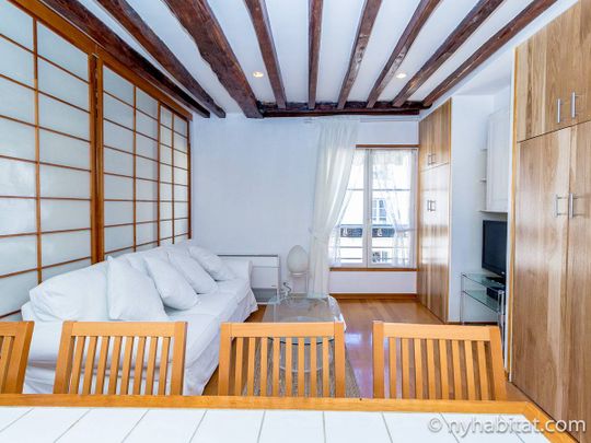 Logement à Paris, Location meublée - Photo 1