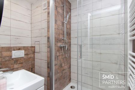 Pronájem bytu 1+kk a garsoniéry 33 m² - Photo 3