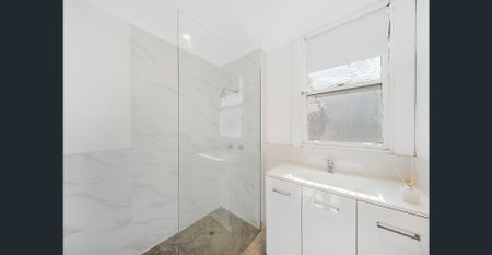 Family Friendly Home - Photo 5