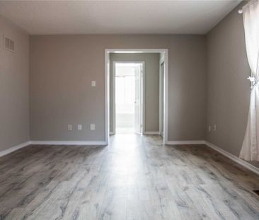 For Lease - 66 Devonsleigh Boulevard, Richmond Hill, Ontario - Photo 6