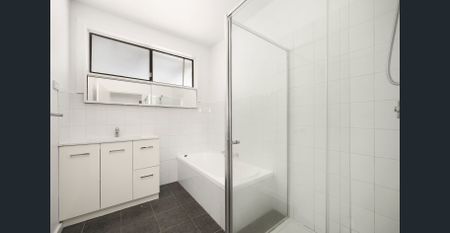 Close to everything! - Photo 5