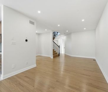 For Lease - 210 Harthill Way, Barrhaven, Ontario - Photo 1