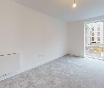 3 bedroom apartment to rent - Photo 2