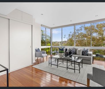 Peaceful Family Oasis just moments from Sydney CBD - Photo 2