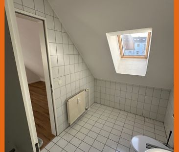 2-Zimmer-Wohnung mit Einbauküche, Balkon und Personenaufzug mitten ... - Photo 4