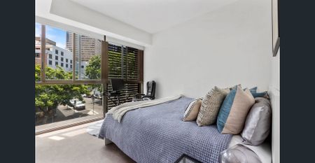 THE QUAY APARTMENTS - BEST LOCATION - Photo 4