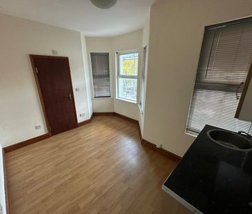 Studio Flat, Gloucester Road, N17 - Photo 3