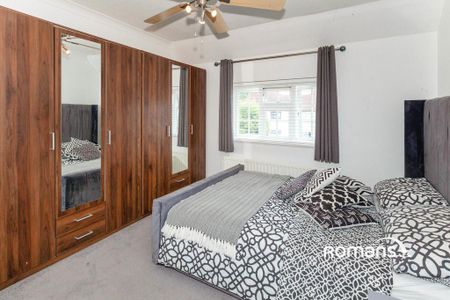 3 bedroom semi-detached house to rent - Photo 5