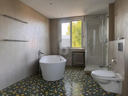 ELEGANT, AN BEGEHRTER LAGE UND MIT GARTEN - Foto 4