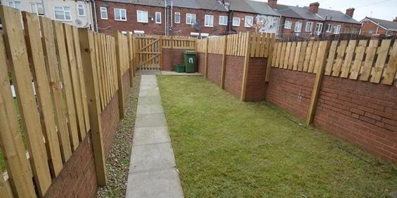 3 bedroom terraced house to rent - Photo 3