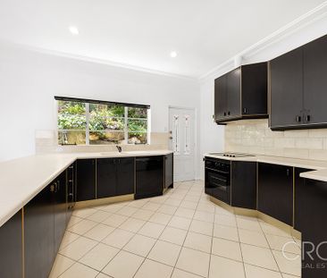 6 Beatrice Street, Clontarf NSW 2093 - House For Rent | Domain - Photo 3
