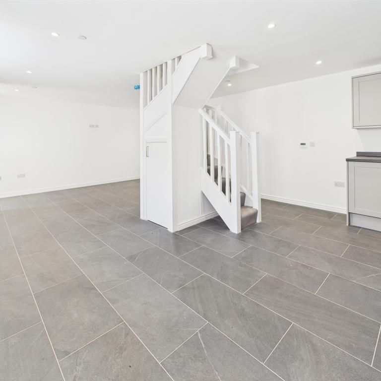 1 bedroom detached house to rent - Photo 1