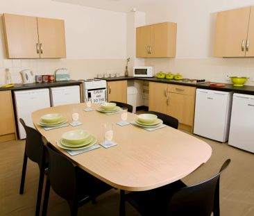 Double Ensuite (sharing) - Photo 3