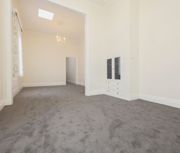 7 Glenmark Avenue, St Kilda VIC 3182 - House For Rent | Domain - Photo 2