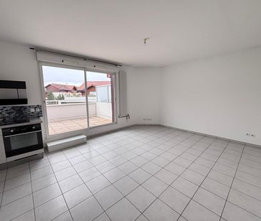 Location Appartement 2 pièces 51m² - Photo 2