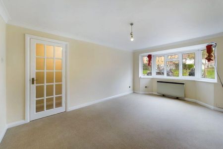 2 bedroom maisonette to rent - Photo 2