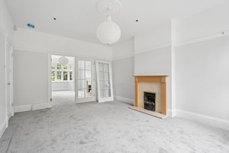 2 bedroom ground floor maisonette to rent - Photo 2