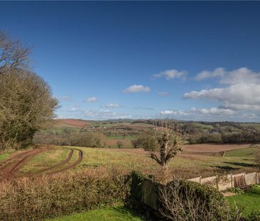 Golden Joy, Crediton, Devon, EX17 - Photo 1