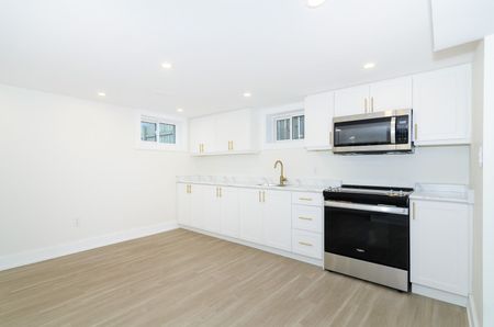 For Lease - 1175 Dunsmure Road Unit# Lower, Hamilton, Ontario - Photo 5