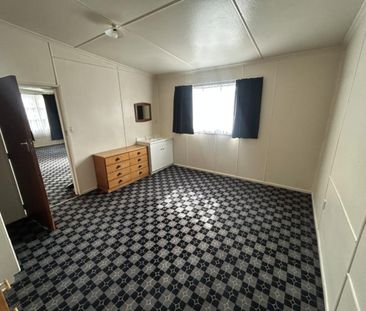 Cosy One bedroom home on working orchard - Photo 1