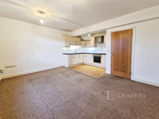 2 bedroom flat to rent - Photo 1
