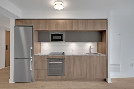 For Lease - 575 Bloor Street Unit# 1711, Toronto, Ontario - Photo 4