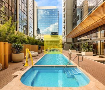 FULLY FURNISHED DESIGNER STUDIO APARTMENT - Photo 3