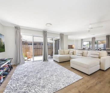 Modern living with convenience and energy efficiency - fully furnis... - Photo 1