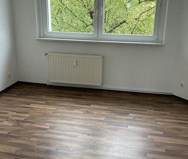 2 Zimmer mit Balkon! - Photo 1